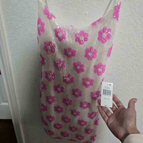 Dress - Picture 2 of 3